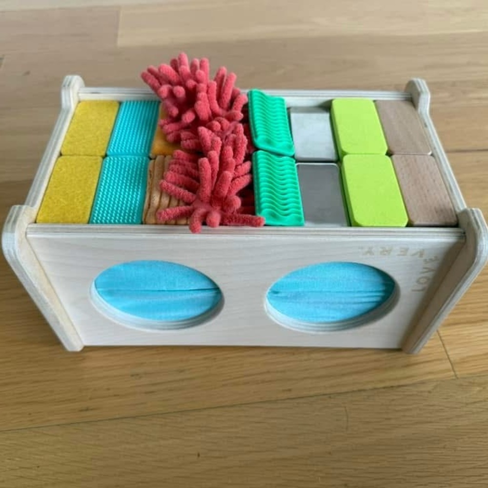 Lovevery Montessori Sensory Box from Analyst Playkit for 46-48 months
